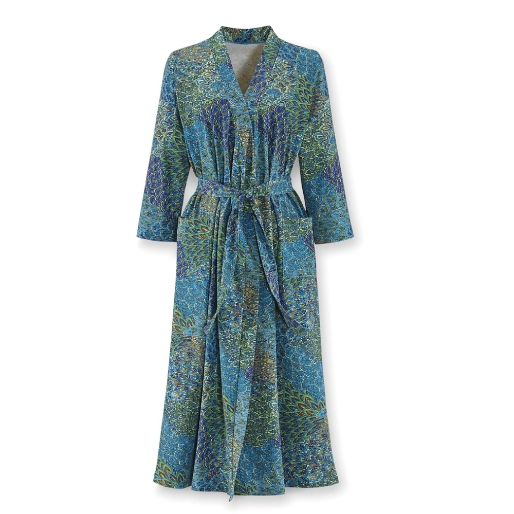 🦇 Favorites "Peacock Plumes" Robe 🦇